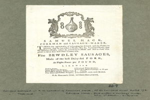 Papier mit gedrucktem Text und einer Illustration, die "Samuel Hack, Schweinehirt und Wurstmacher, Feine Bewdley Würste" lautet.