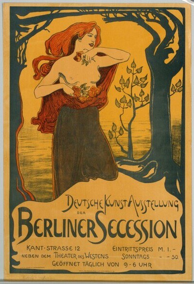 Ein Plakat für eine Berliner Secession, das eine Frau in einem langen Kleid mit ausgestreckten Armen vor einem hohen, blättrigen Baum zeigt, mit Text, der das Ereignis beschreibt.